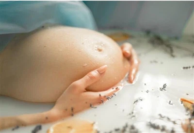 Can You Use Bath Salts During Pregnancy?