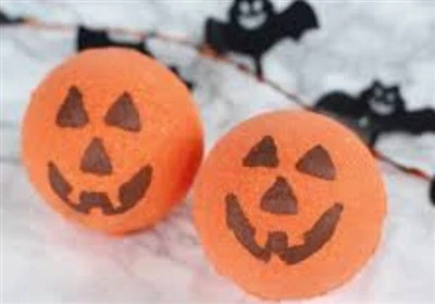 Strange Shape Of The Halloween Bath Bomb Display