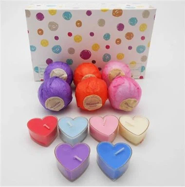 Candle and Bath Bomb Gift Set