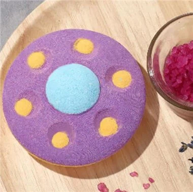 Flying Saucer UFO Bath Bomb