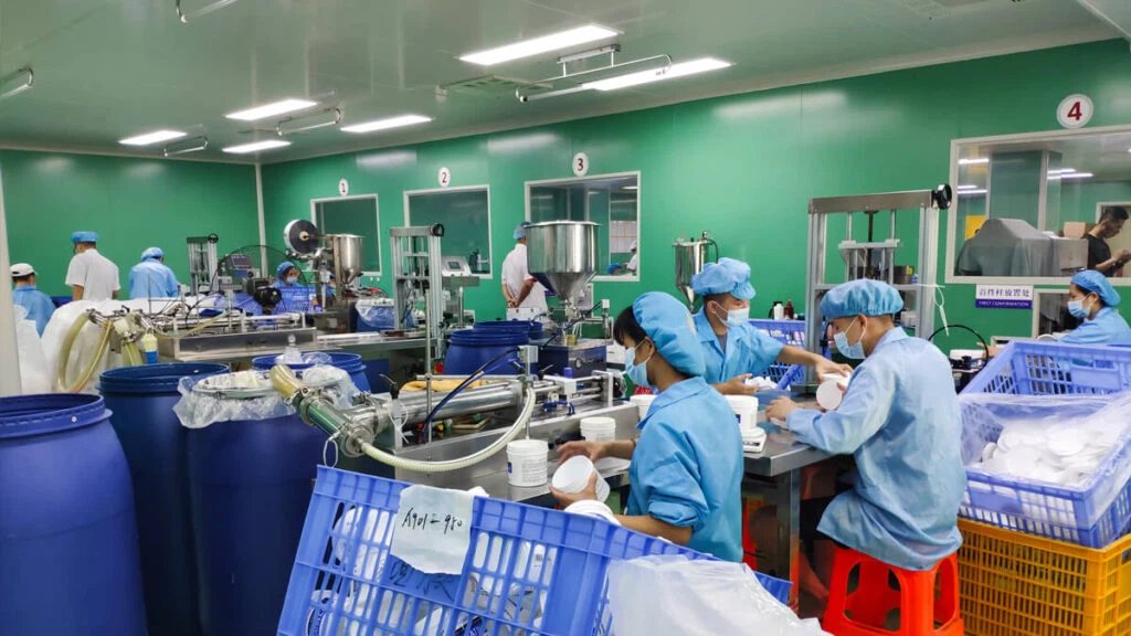 poleview-cosmetics-contract-manufacturing-1024x576 poleview-cosmetics-contract-manufacturing-1024x576